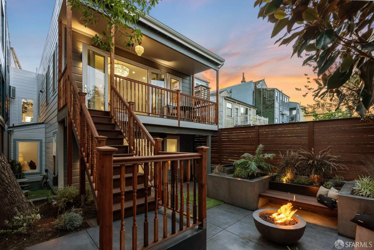 2858 22nd Street San Francisco, CA Back Patio